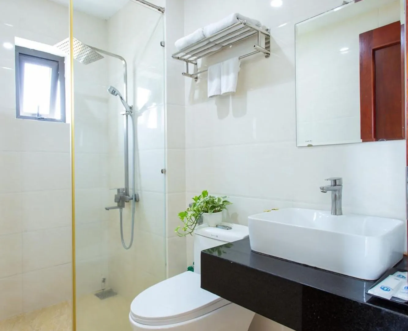 Toan Thang Beach Hotel Da Nang