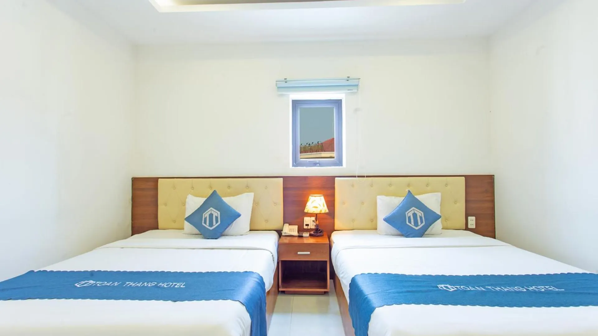 Toan Thang Beach Hotel Da Nang 3*,